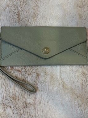 Steve Madden Sage Green Envelope Wristlet Clutch wallet